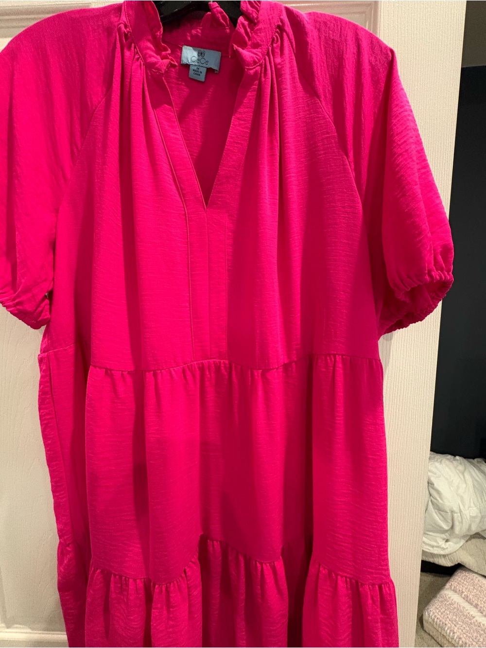 CeCe Hot Pink V‑Neck Tiered Tunic